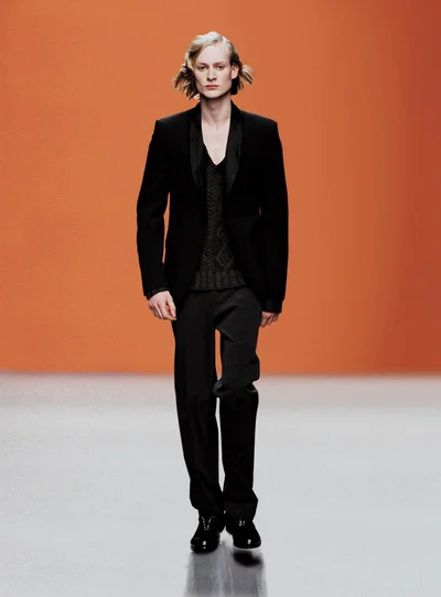 Look 30